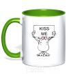 Mug with a colored handle KISS ME poster kelly-green фото