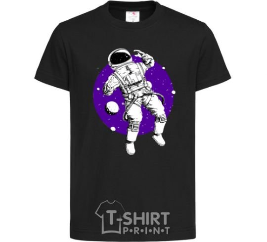 Kids T-shirt An astronaut in round space black фото