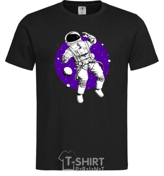 Men's T-Shirt An astronaut in round space black фото
