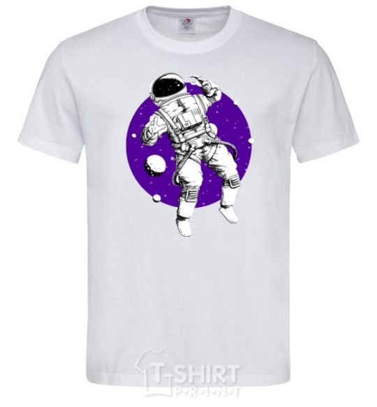 Men's T-Shirt An astronaut in round space White фото