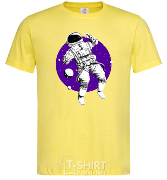 Men's T-Shirt An astronaut in round space cornsilk фото