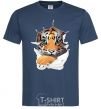 Men's T-Shirt The tiger is watching navy-blue фото