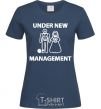 Женская футболка UNDER NEW MANAGEMENT newlyweds Темно-синий фото