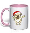 Чашка с цветной ручкой Dabbing Christmas pug Нежно розовый фото