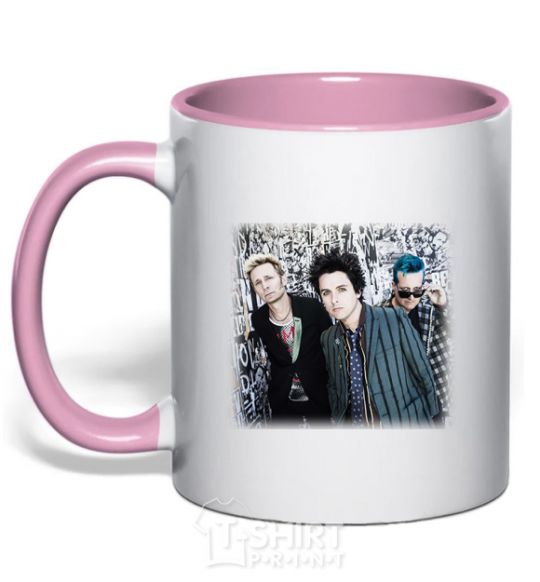 Mug with a colored handle Green Day group light-pink фото